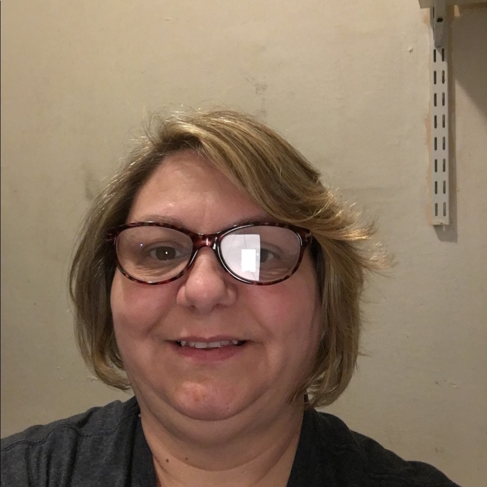 Meet your Posher, Kimberly